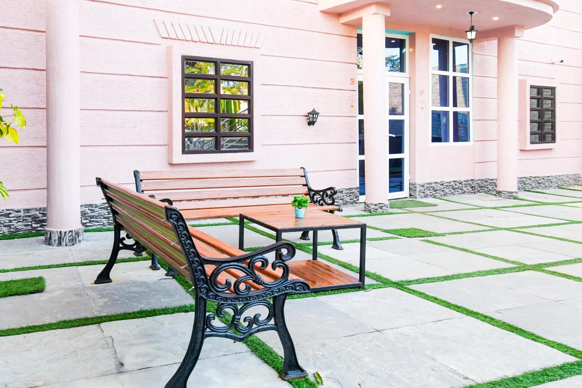 Hotel O M H Club And Resorts Ranchi Luaran gambar